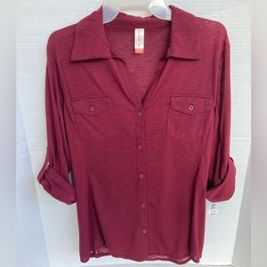 NWT Maroon or burgundy button up XL juniors/womens lightweight shirt